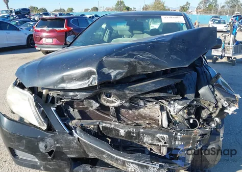 2011 Toyota Camry Le z USA, uszkodzony, nr VIN 4T1BF3EK7BU746441